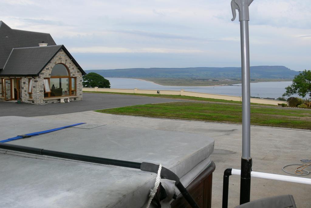 Templeview Lodge Greencastle  Extérieur photo