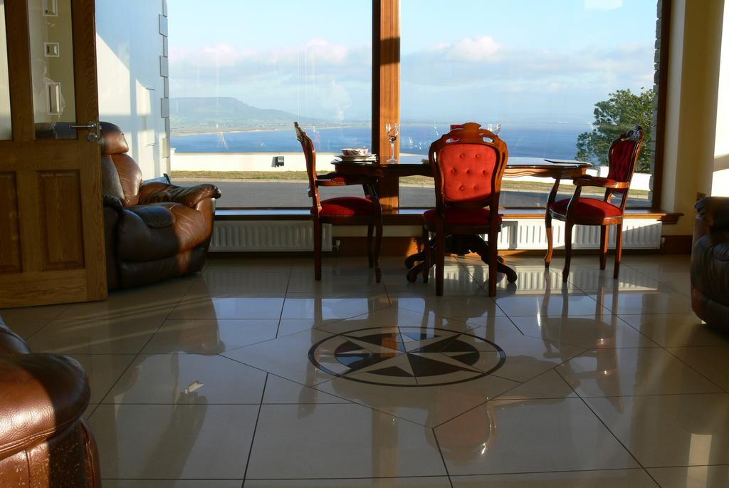 Templeview Lodge Greencastle  Extérieur photo