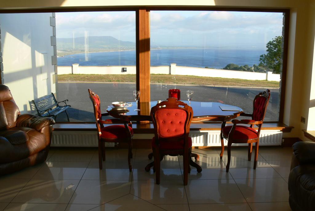 Templeview Lodge Greencastle  Extérieur photo